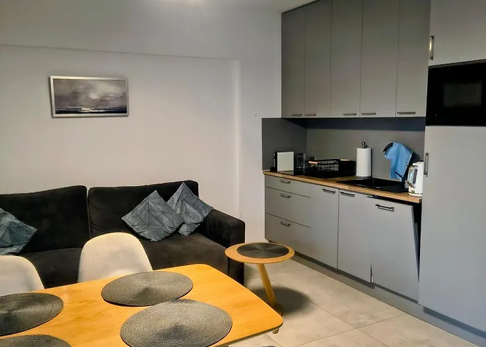 Niebieska Fala * 罗威